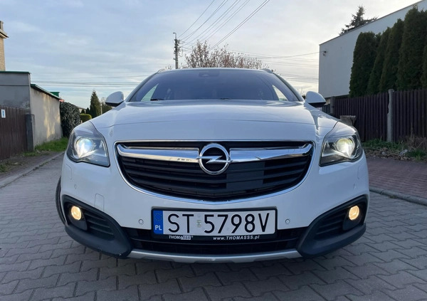 Opel Insignia cena 45000 przebieg: 218000, rok produkcji 2013 z Tychy małe 667